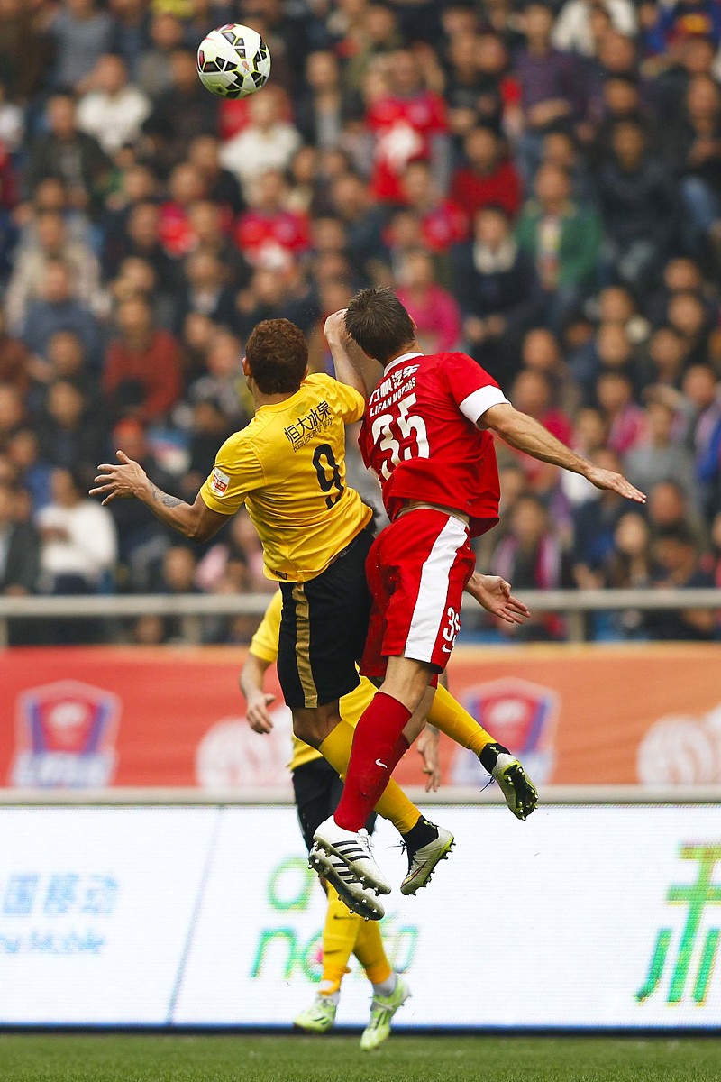 关于冲刺阶段意大利杯焦点战，利物浦再遭质疑，悬念犹存，赛程密集仍需轮换的信息